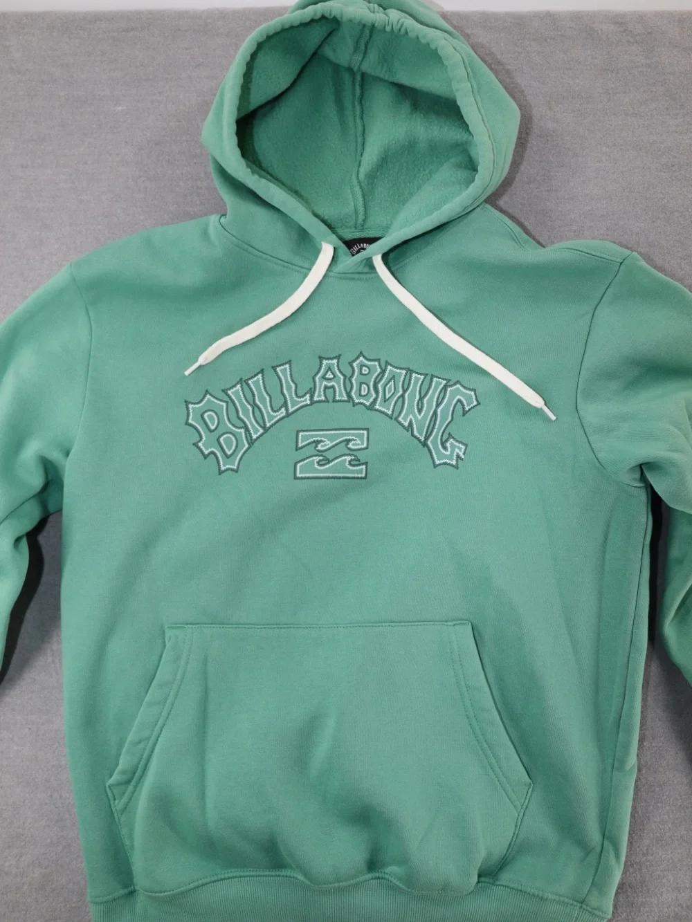 Billabong Men's Mint Green Crewneck Hoodie with Graphic Logo
